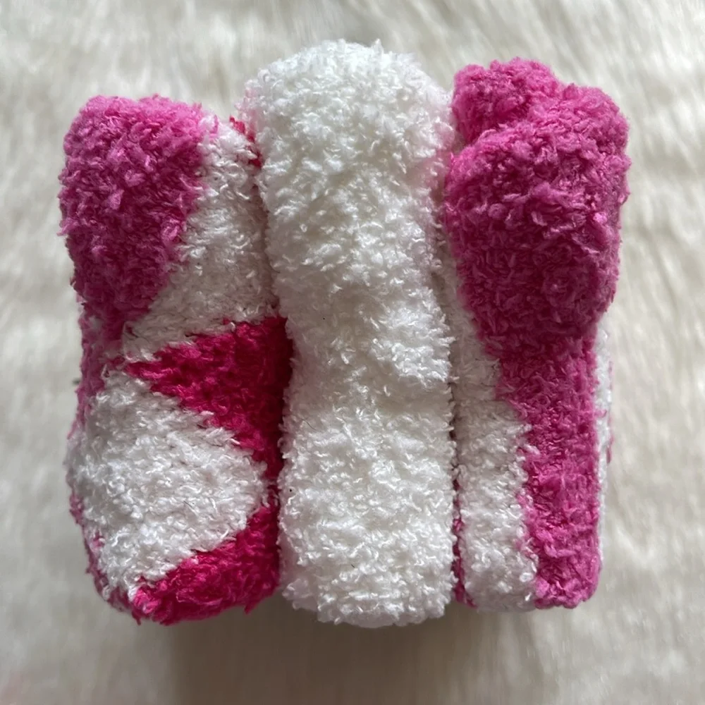 Gold Medal Pink Purple White Argyle Striped Super Soft Plush Butter Crew Socks